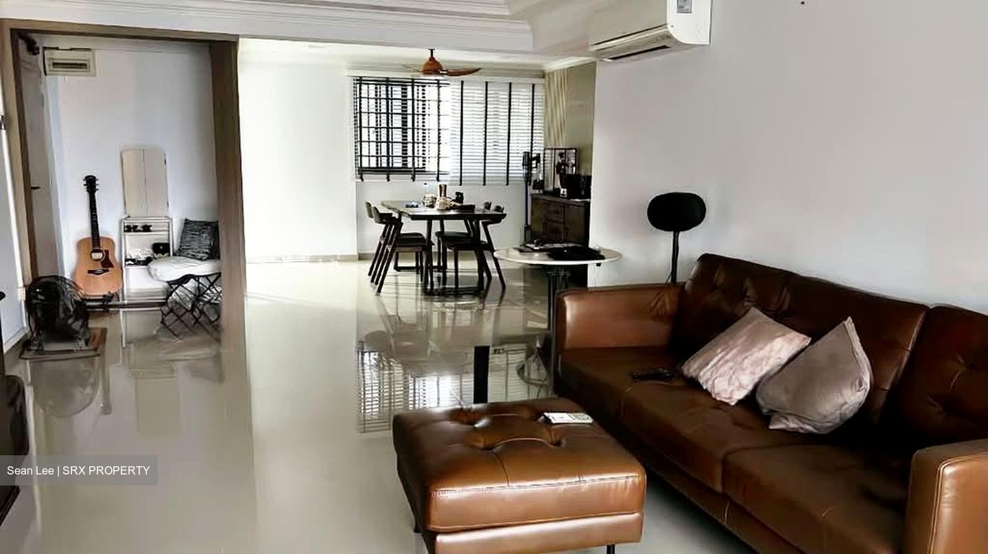 Blk 210 Tampines Street 23 (Tampines), HDB 5 Rooms #603112951